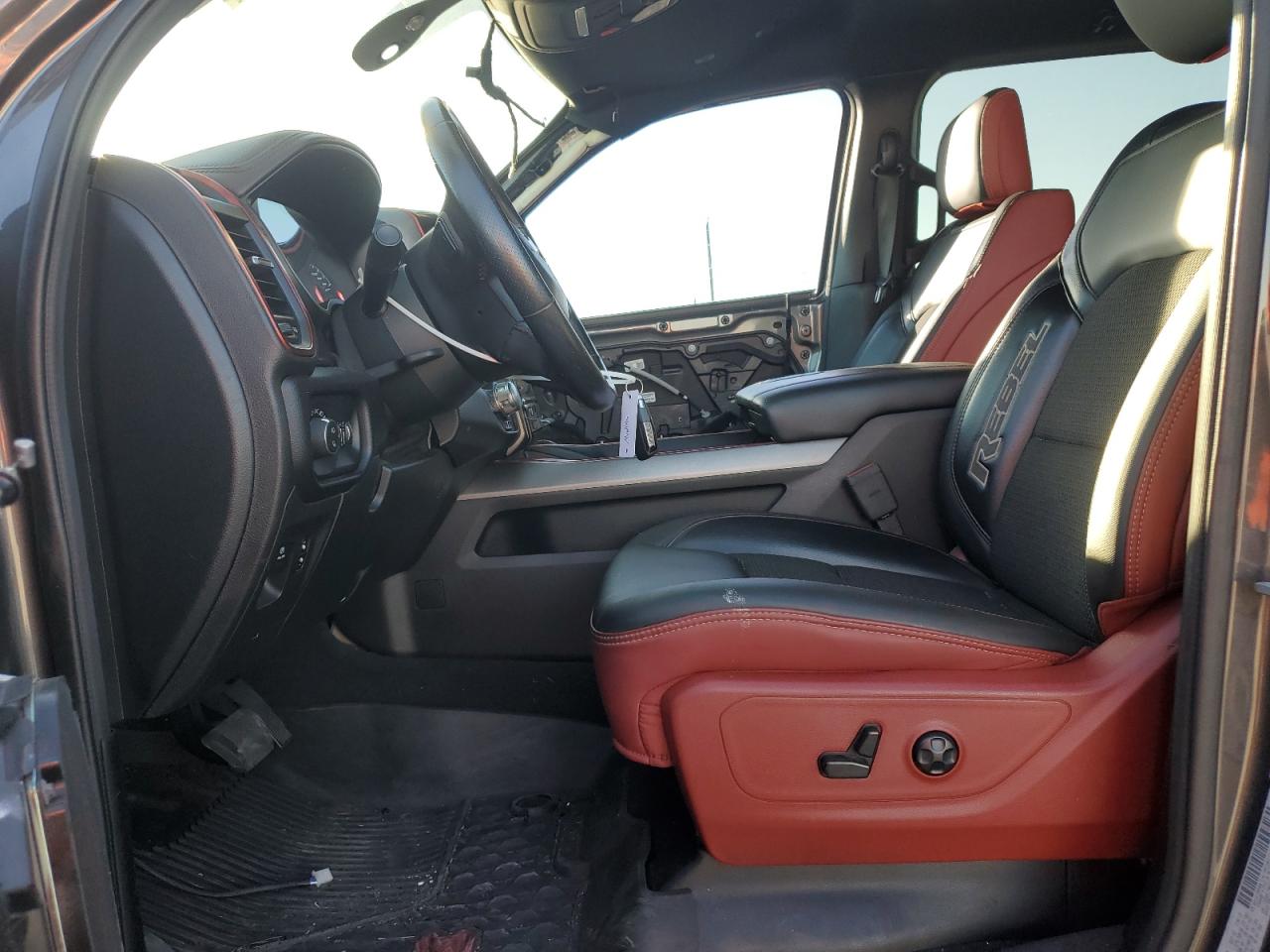 2019 RAM 1500 - Image 7