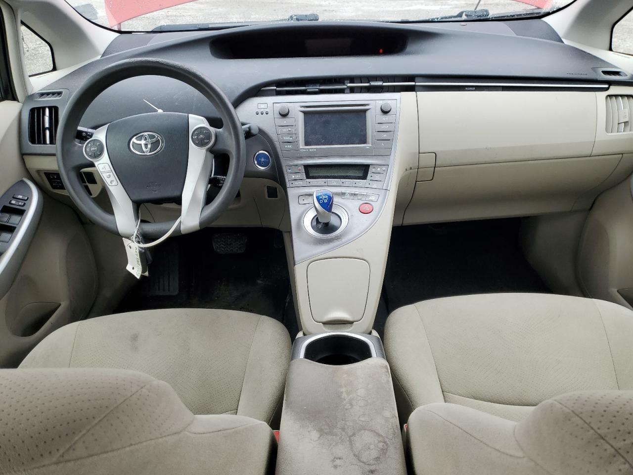 2014 Toyota Prius - Image 8