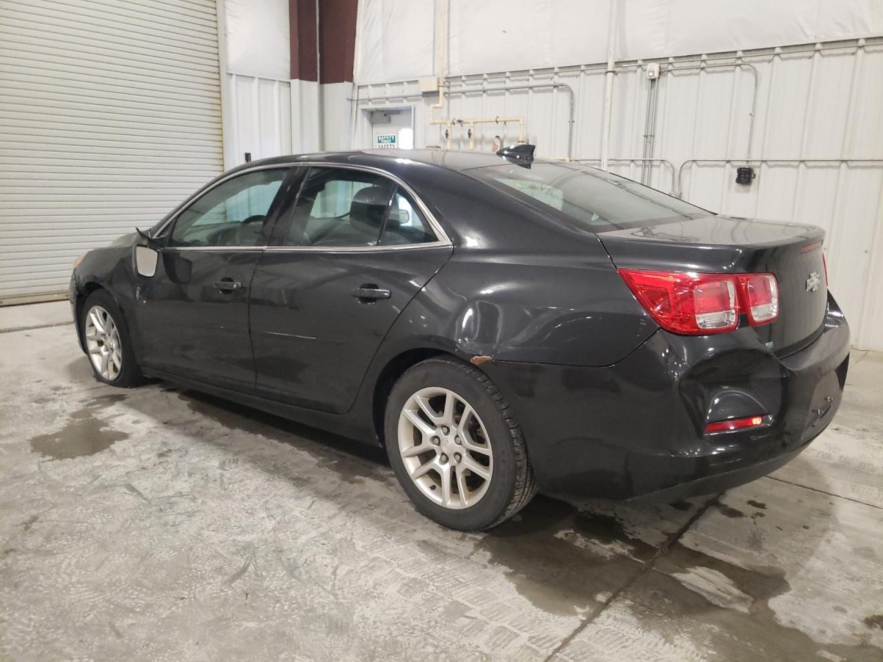 VIN 1G11C5SL2FF299523 2015 CHEVROLET MALIBU no.2