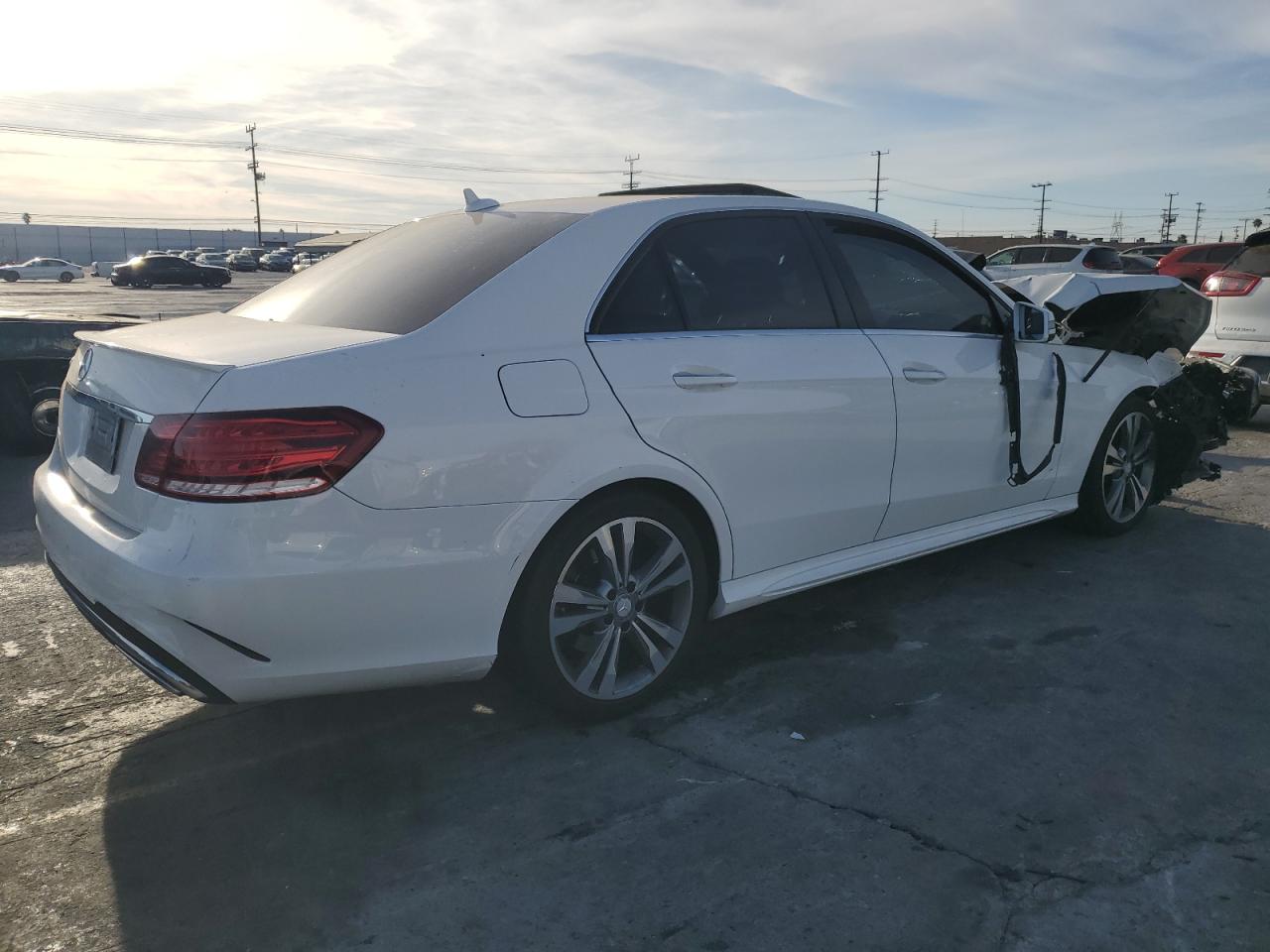 VIN WDDHF5KB0EB038813 2014 MERCEDES-BENZ E-CLASS no.3