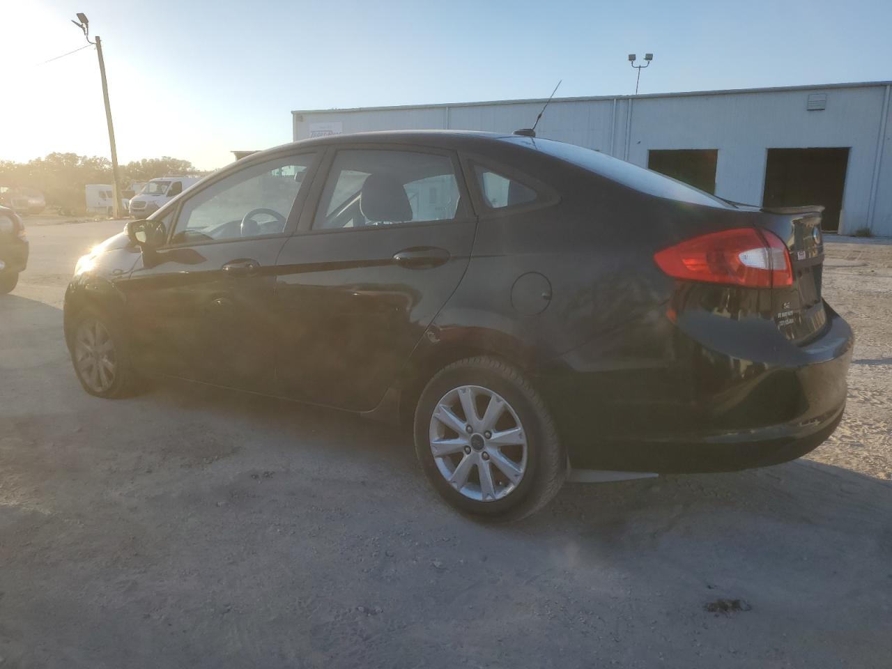 2013 Ford Fiesta - Image 2
