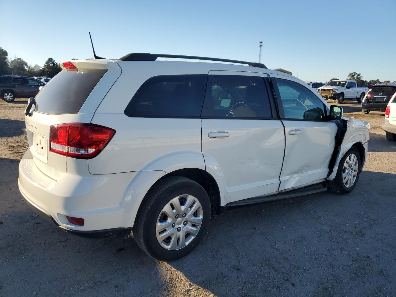 2019 Dodge Journey - Image 3