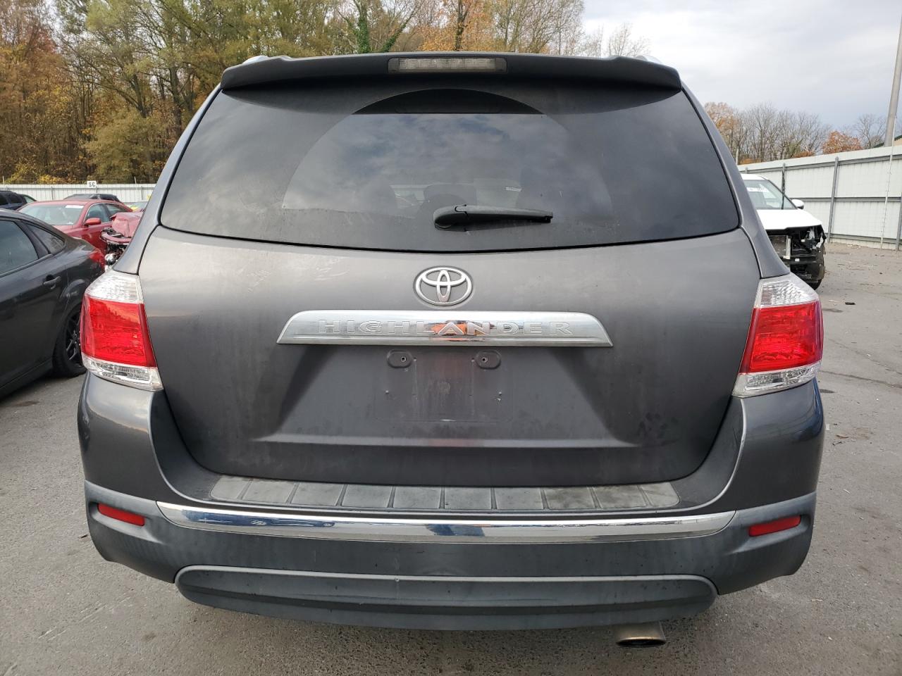 2011 Toyota Highlander - Image 6