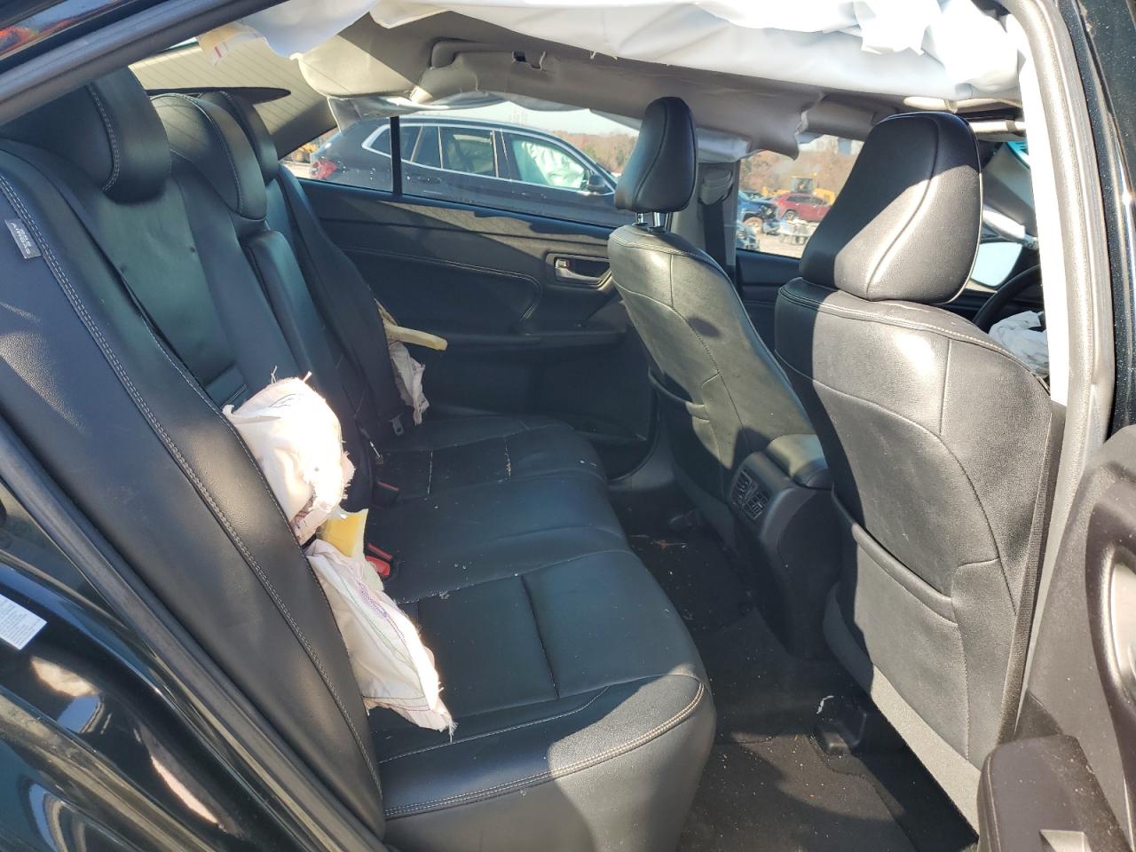 2017 Toyota Camry - Image 10