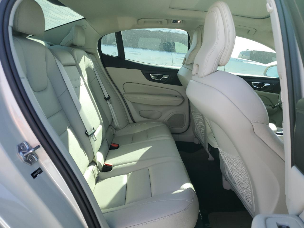 2020 Volvo S60 - Image 10