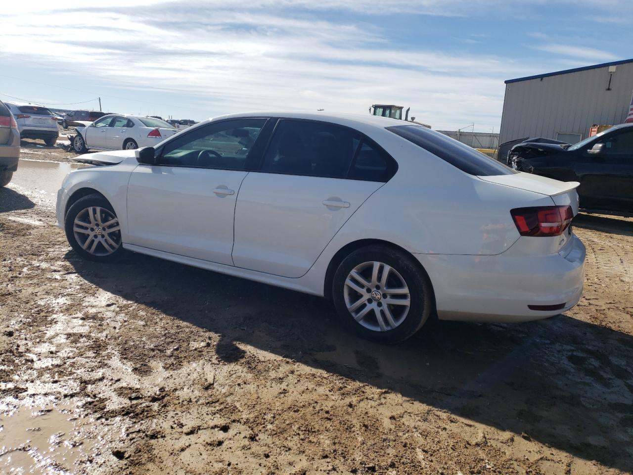 3VW2B7AJ5JM259680 2018 VOLKSWAGEN JETTA - Image 2