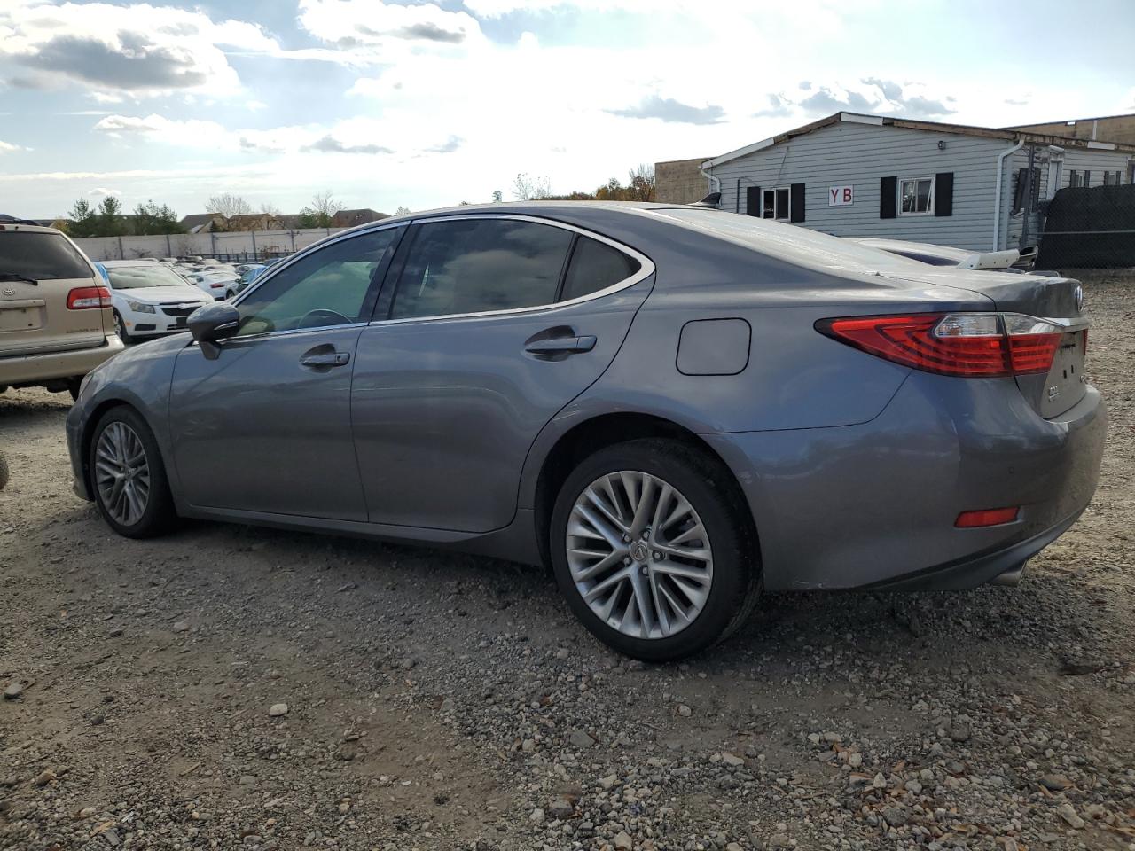 VIN JTHBK1GG9D2021708 2013 LEXUS ES350 no.2