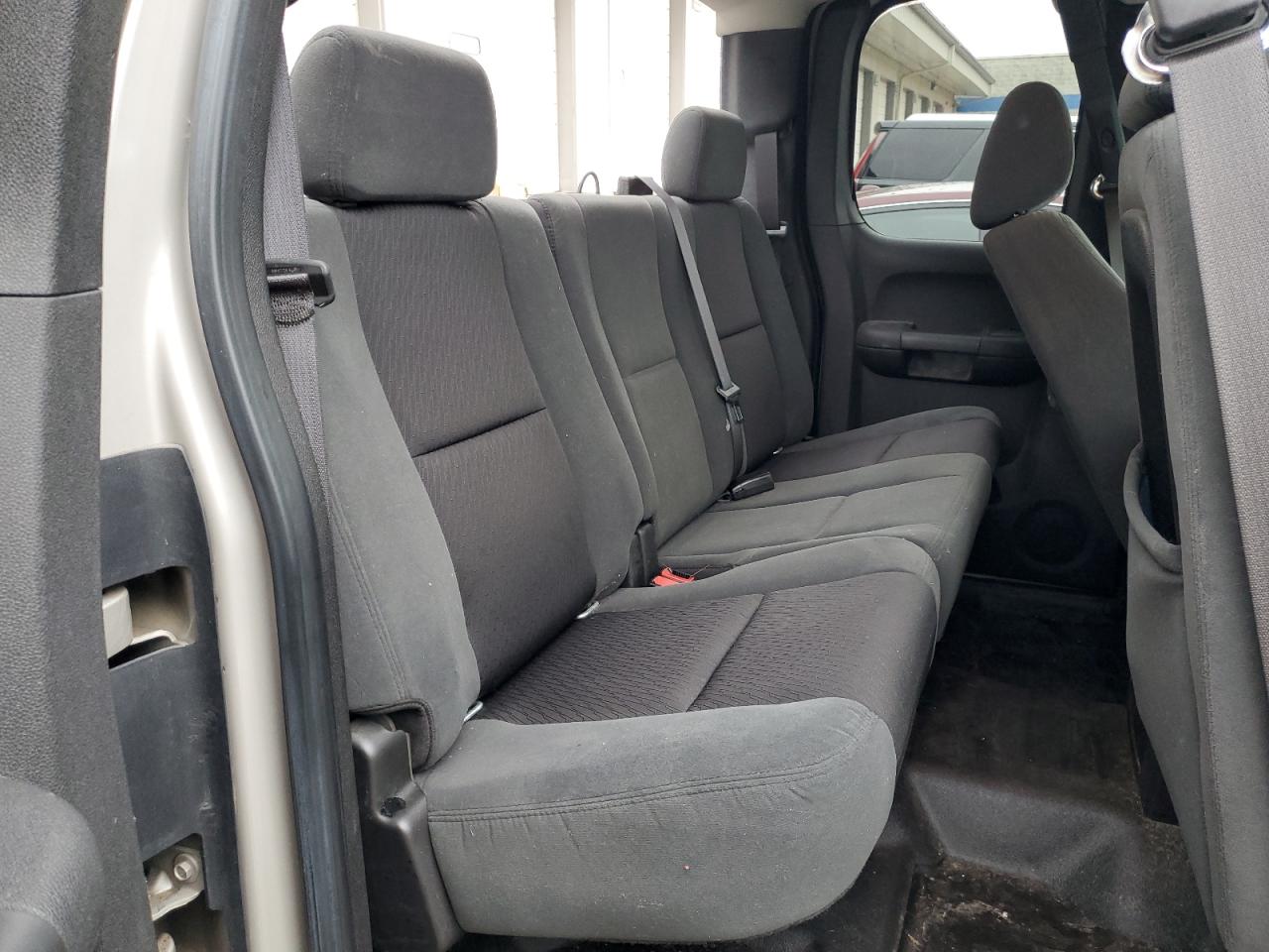 2009 Chevrolet Silverado - Image 10