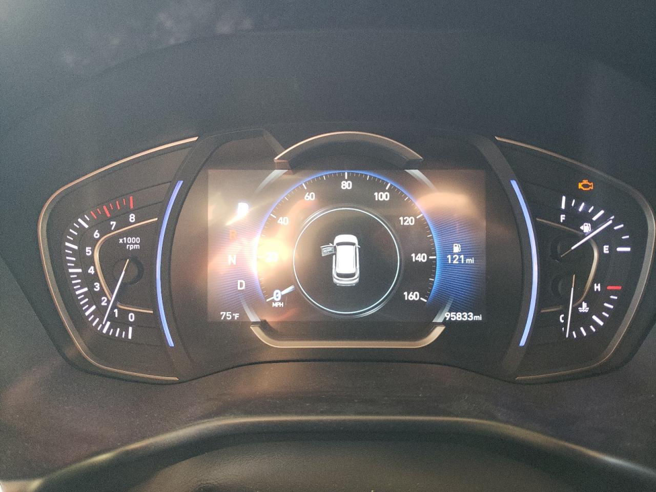 2019 Hyundai Santa Fe - Image 9
