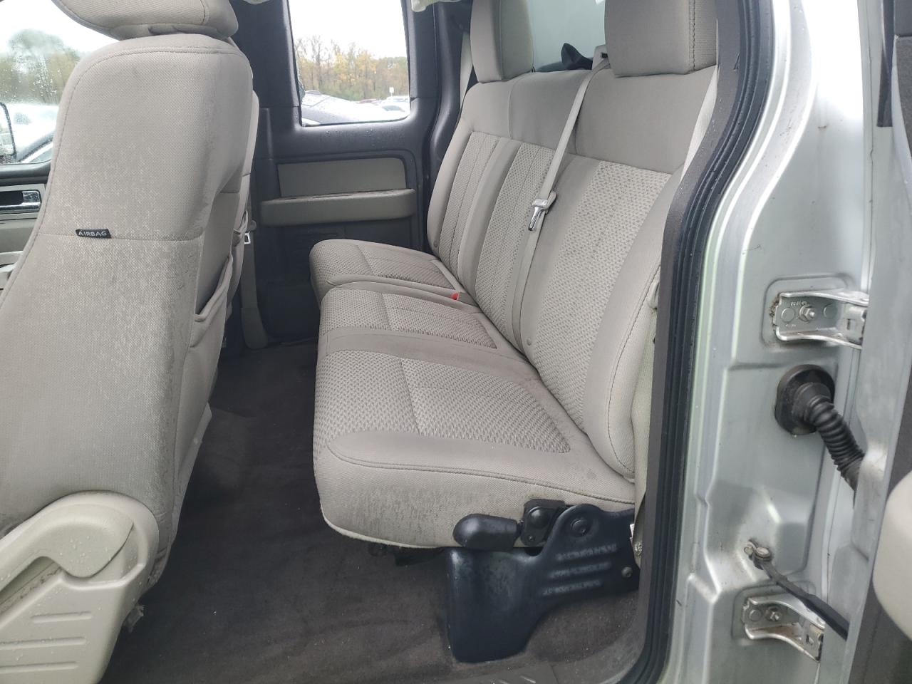 2010 Ford F-150 - Image 10