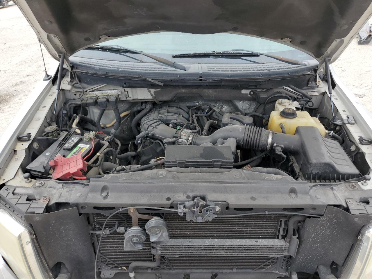 2011 Ford F-150 - Image 13