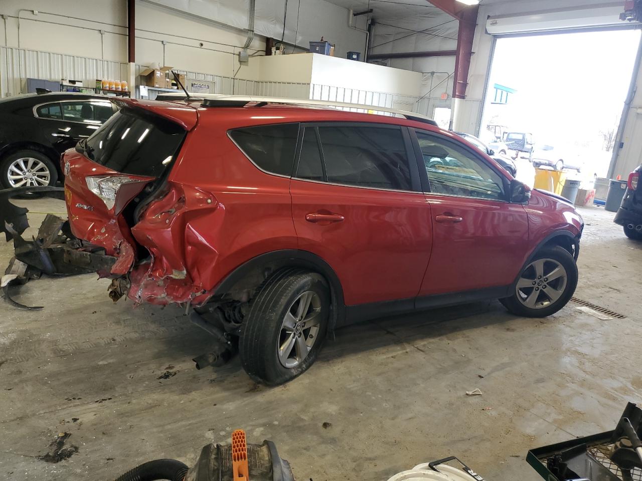 2015 Toyota RAV 4 - Image 3