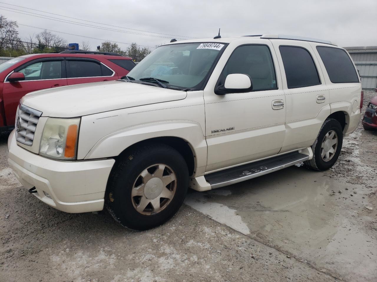 2004 Cadillac Escalade - Image 1