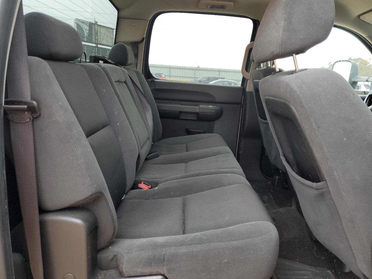 2009 GMC Sierra - Image 10