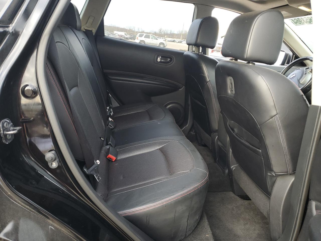 2012 Nissan Rogue - Image 11
