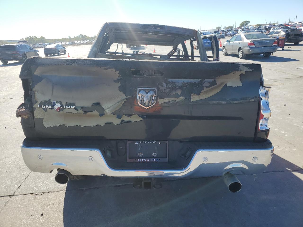 2016 RAM 1500 - Image 6