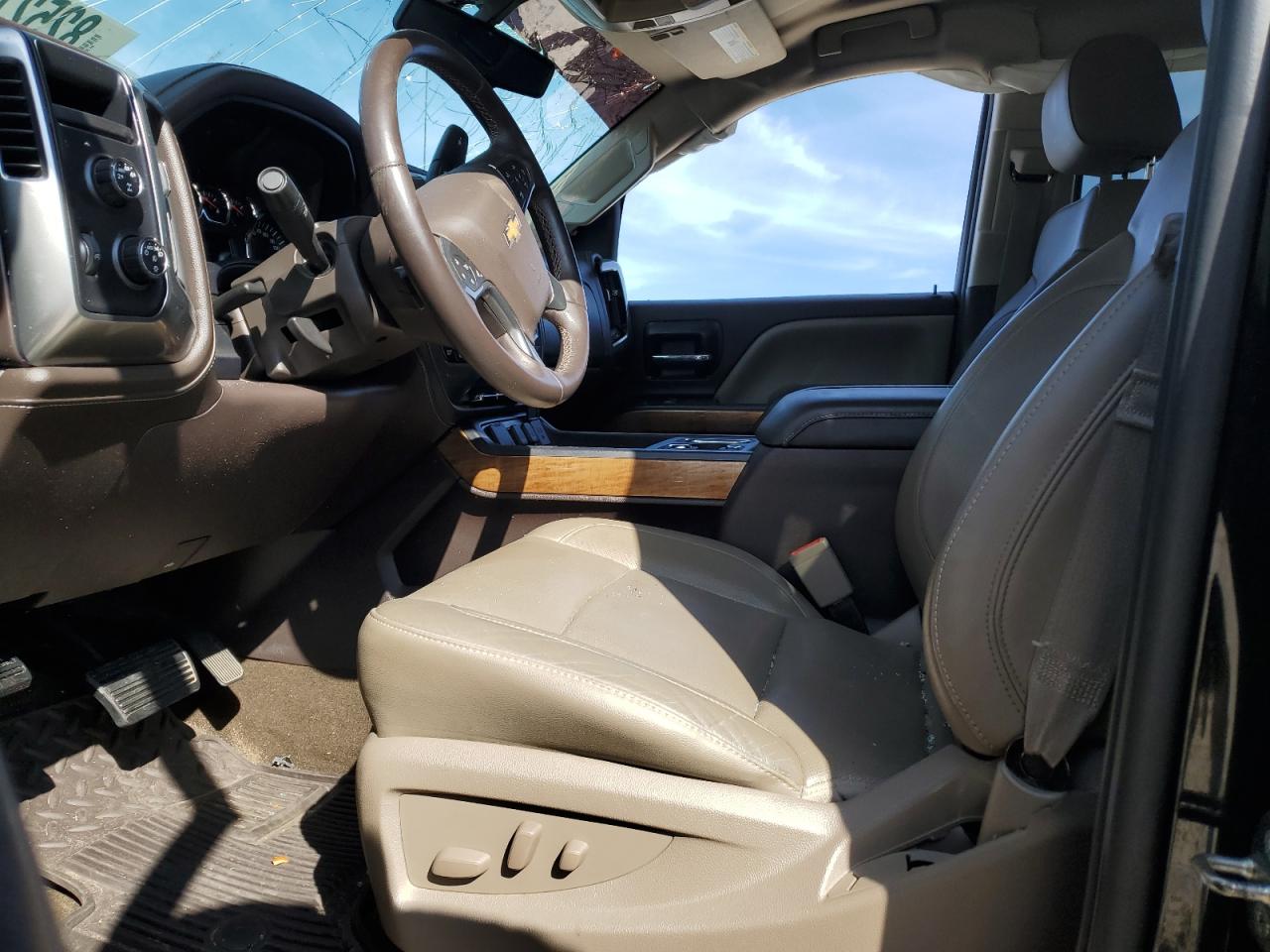 2014 Chevrolet Silverado - Image 7