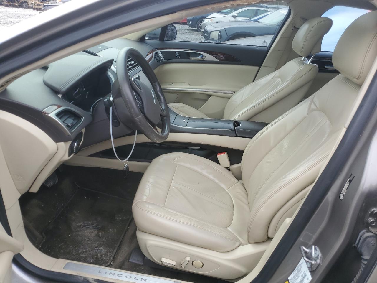 2015 Lincoln MKZ - Image 7