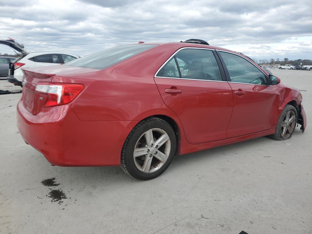 VIN 4T1BF1FK2DU668771 2013 TOYOTA CAMRY no.3