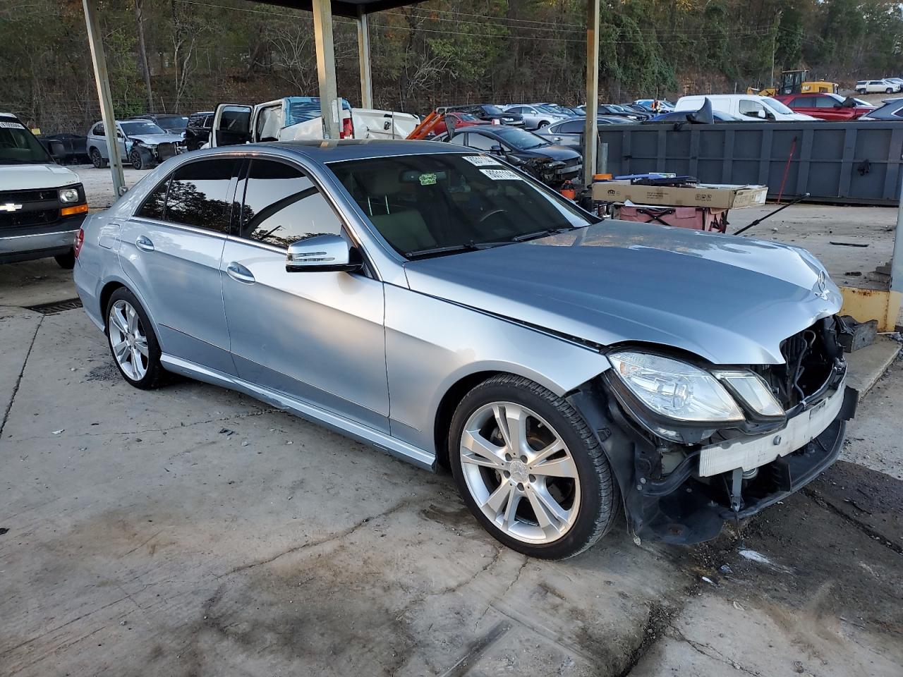 VIN WDDHF5KB1DA697701 2013 MERCEDES-BENZ E-CLASS no.4