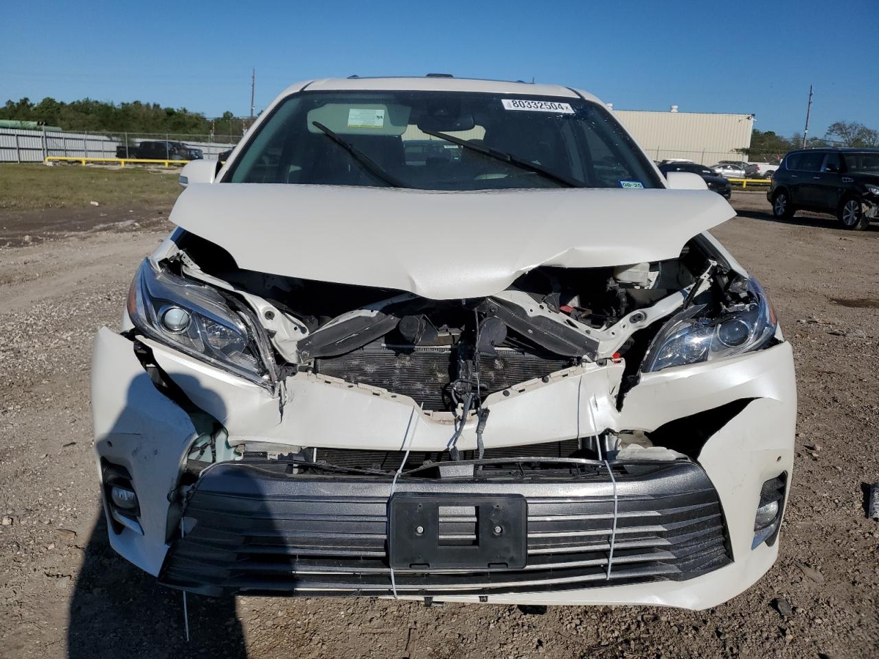 2018 Toyota Sienna - Image 5
