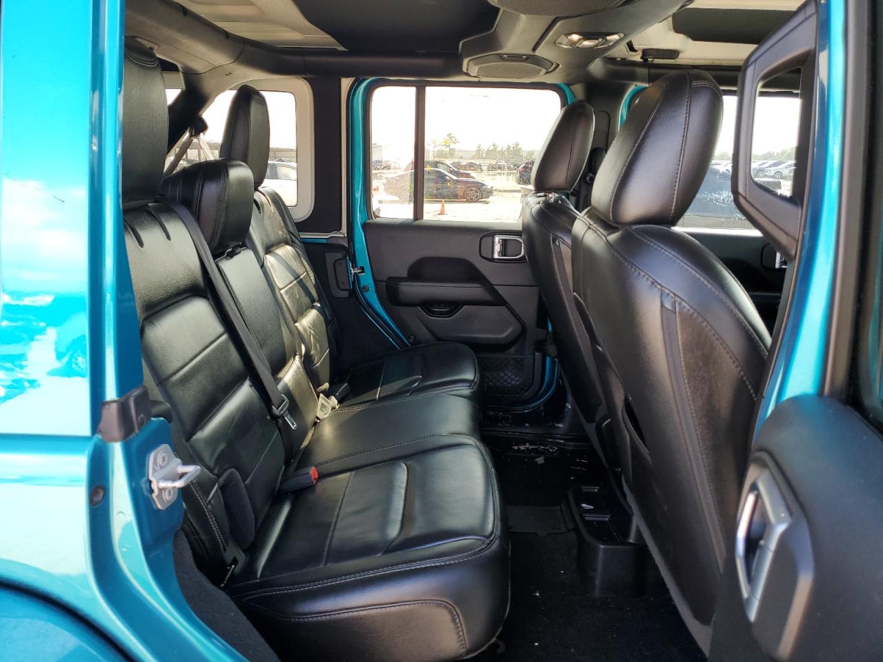 2020 Jeep Wrangler - Image 11