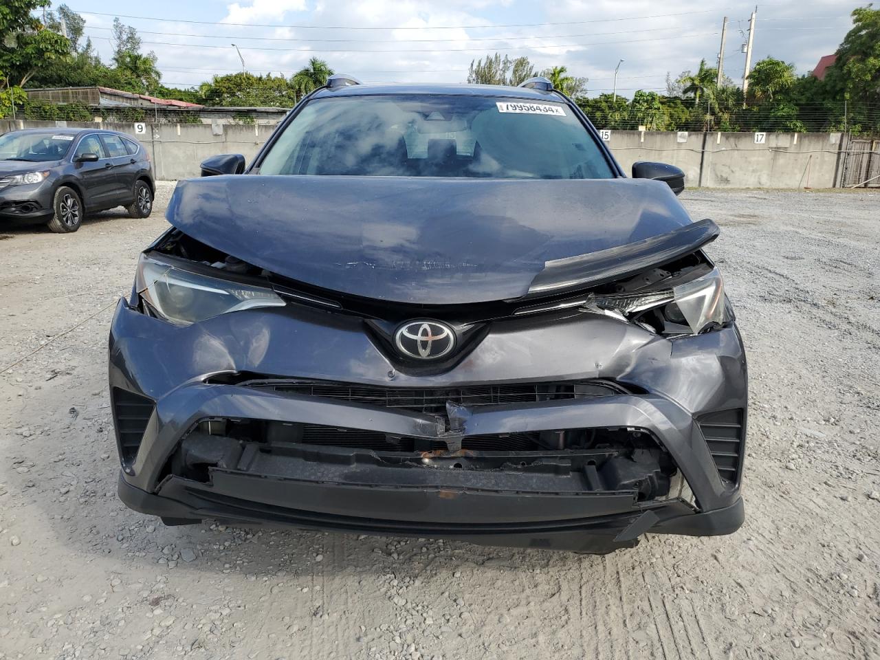 2017 Toyota RAV 4 - Image 5