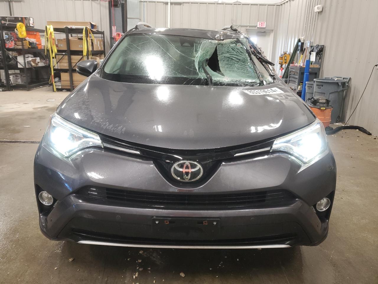 2016 Toyota RAV 4 - Image 5