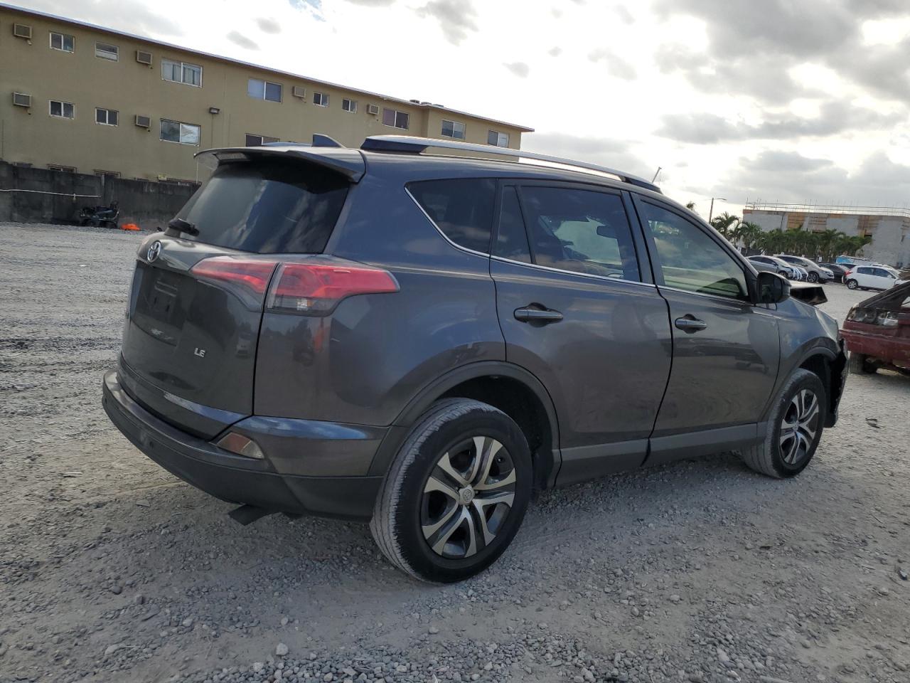 2017 Toyota RAV 4 - Image 3