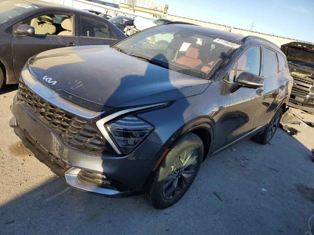 2023 Kia Sportage - Image 1