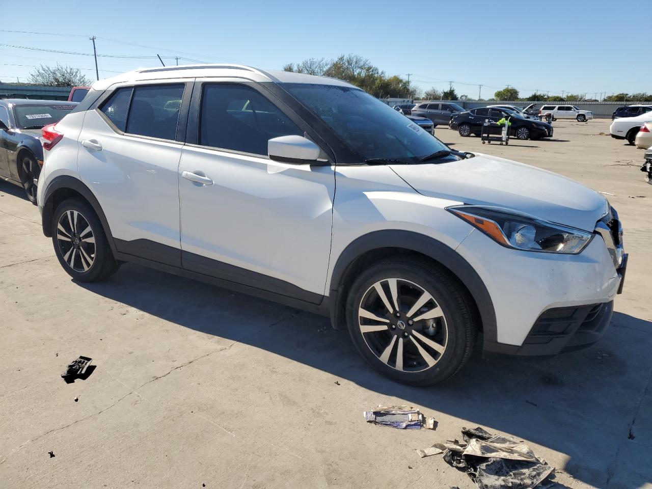 2020 Nissan Kicks - Image 4