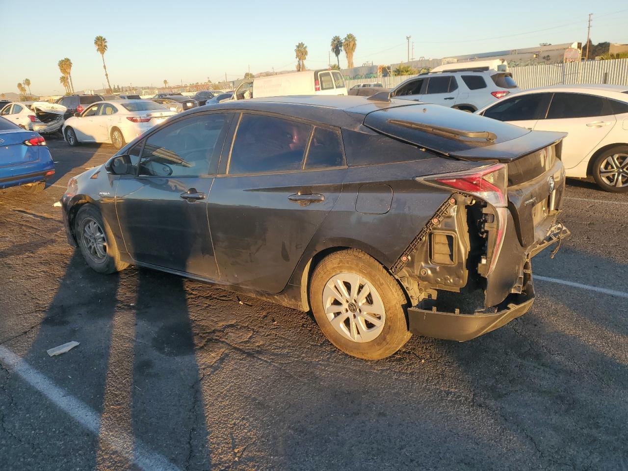 VIN JTDKBRFU3G3018521 2016 TOYOTA PRIUS no.2