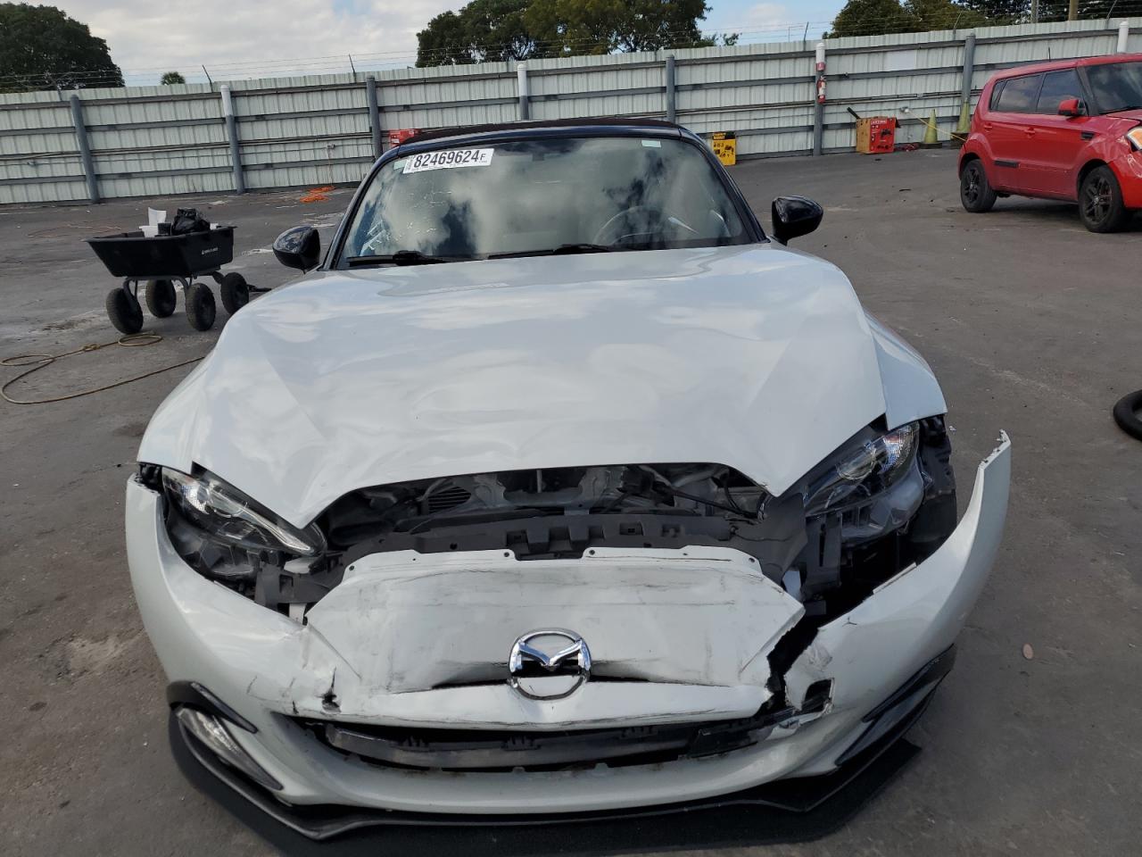 2018 Mazda MX-5 - Image 5