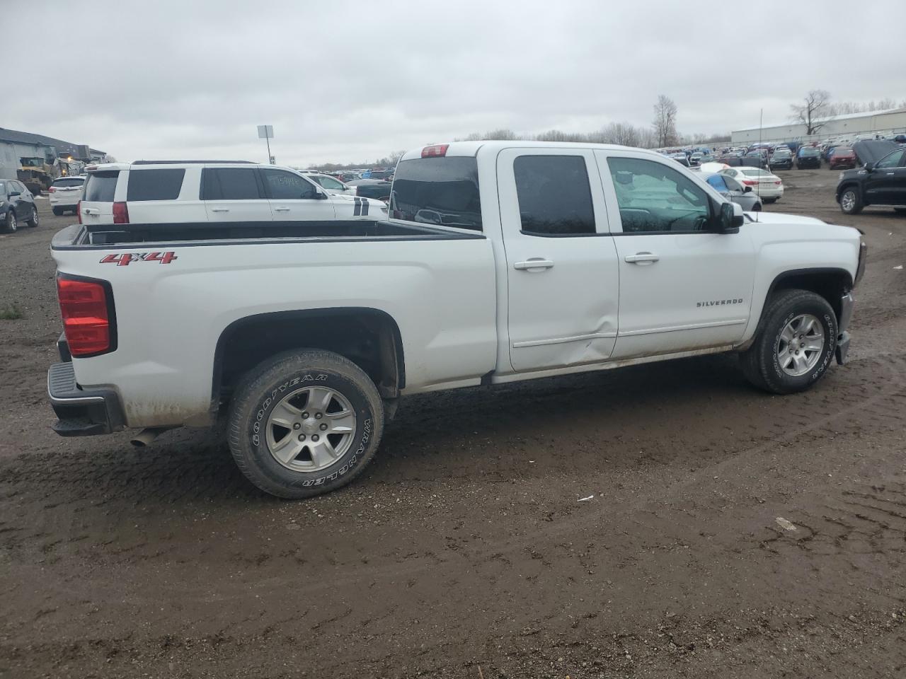 2019 Chevrolet Silverado - Image 3