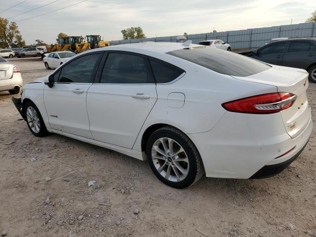  FORD FUSION 2019 Biały