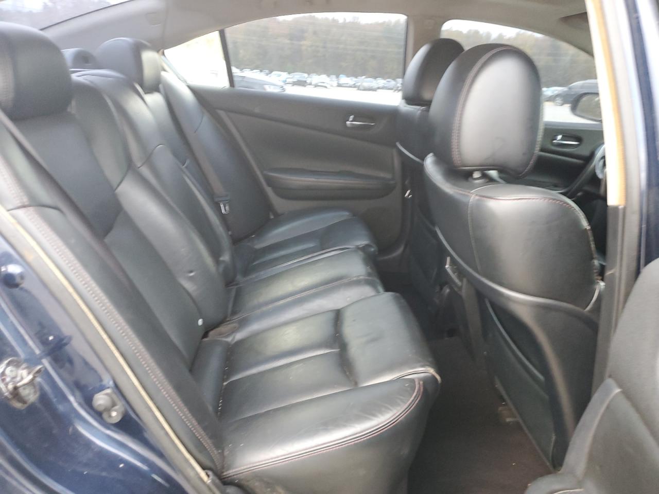2009 Nissan Maxima - Image 11