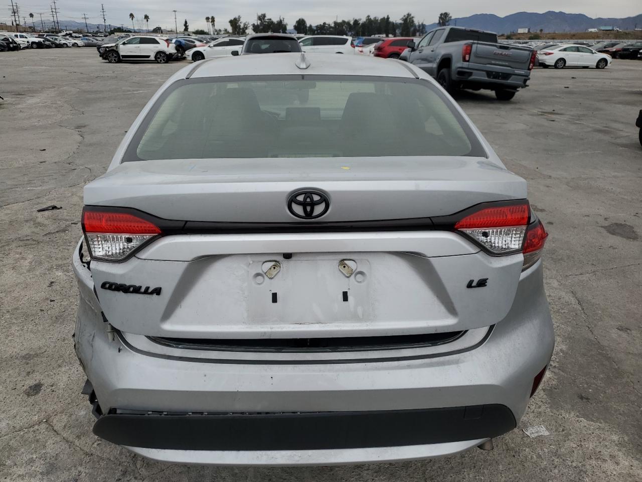 2022 Toyota Corolla - Image 6