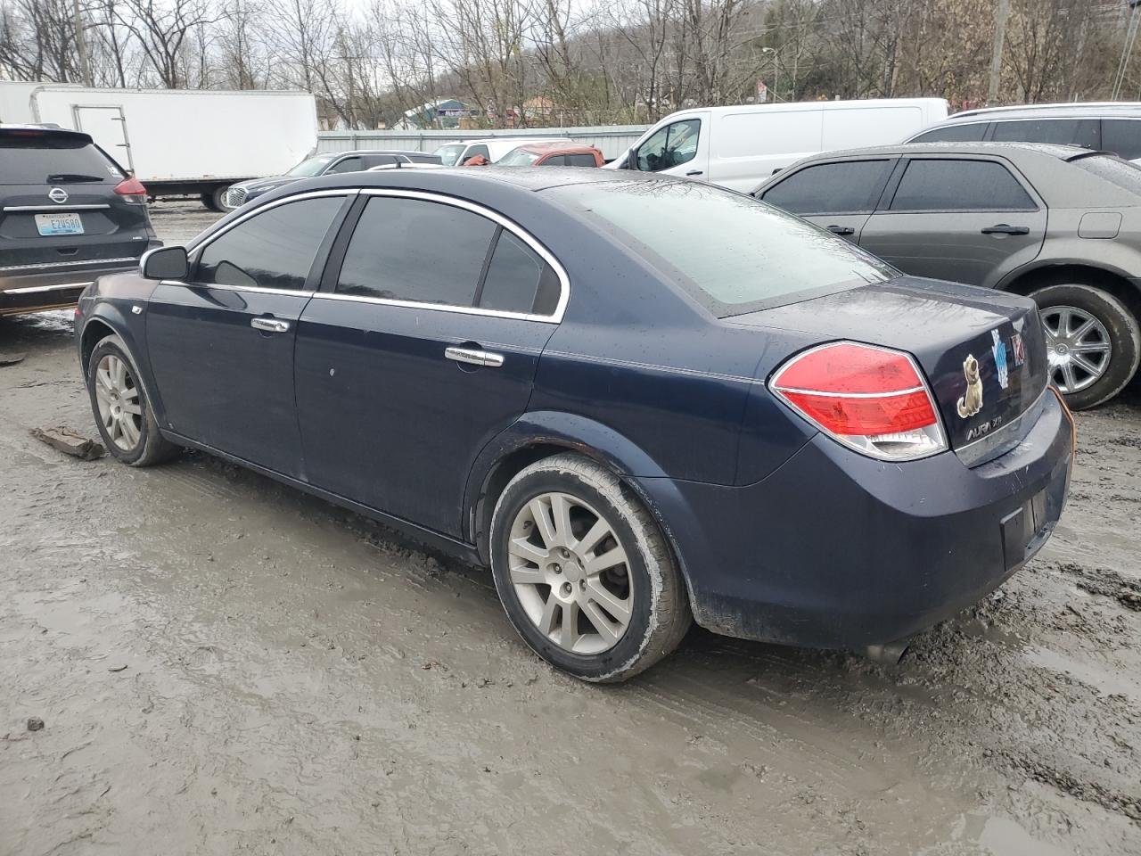 2009 Saturn Aura - Image 2