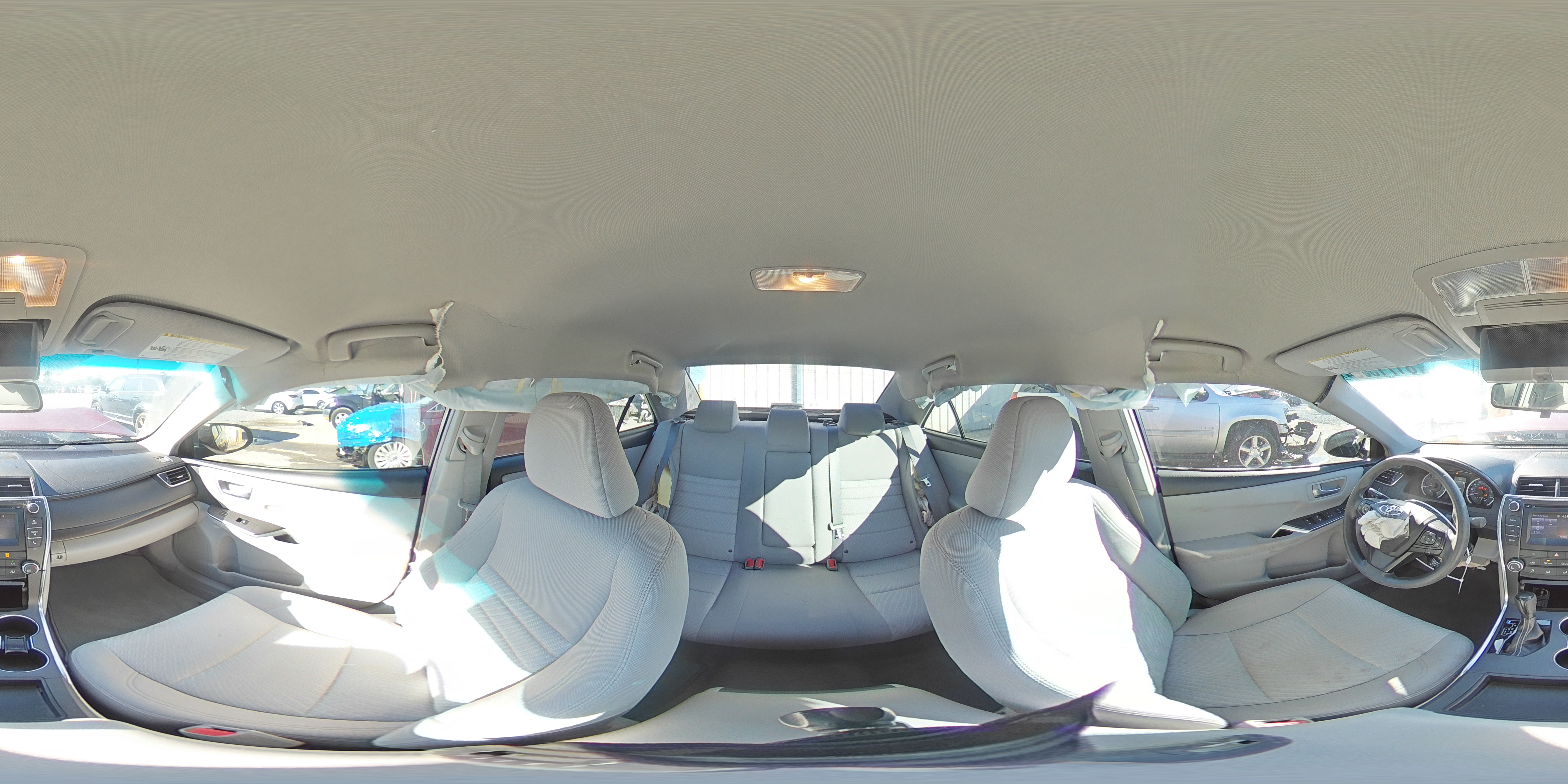2017 Toyota Camry - Image 15
