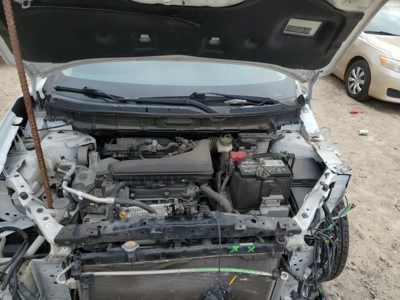 2017 Nissan Rogue - Image 12