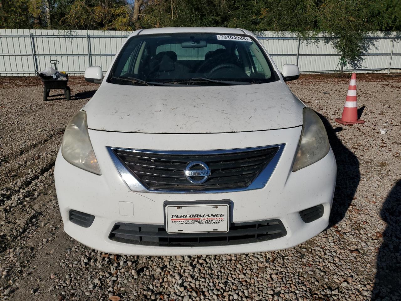 2014 Nissan Versa - Image 5