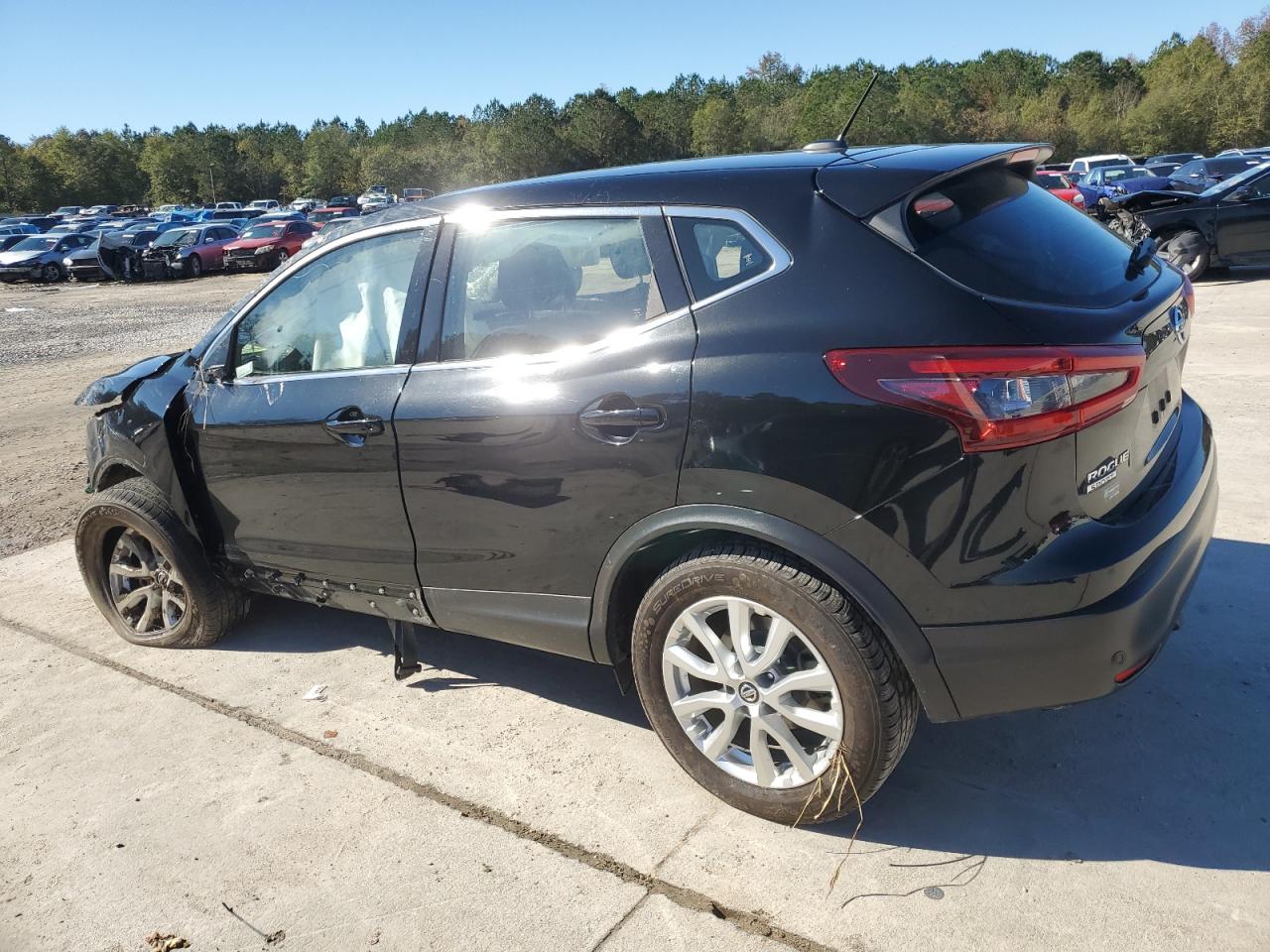2021 Nissan Rogue - Image 2