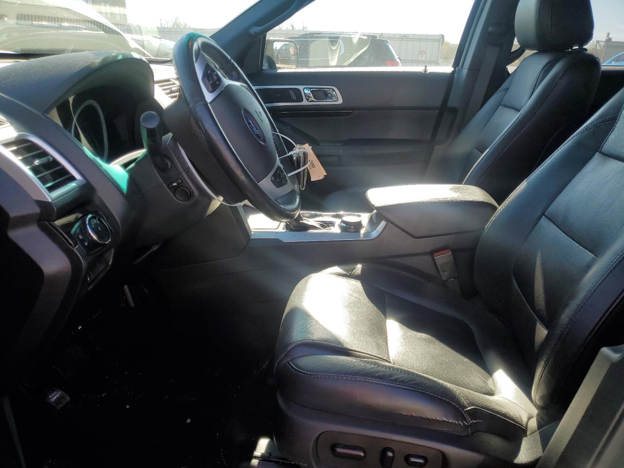 2015 Ford Explorer - Image 7