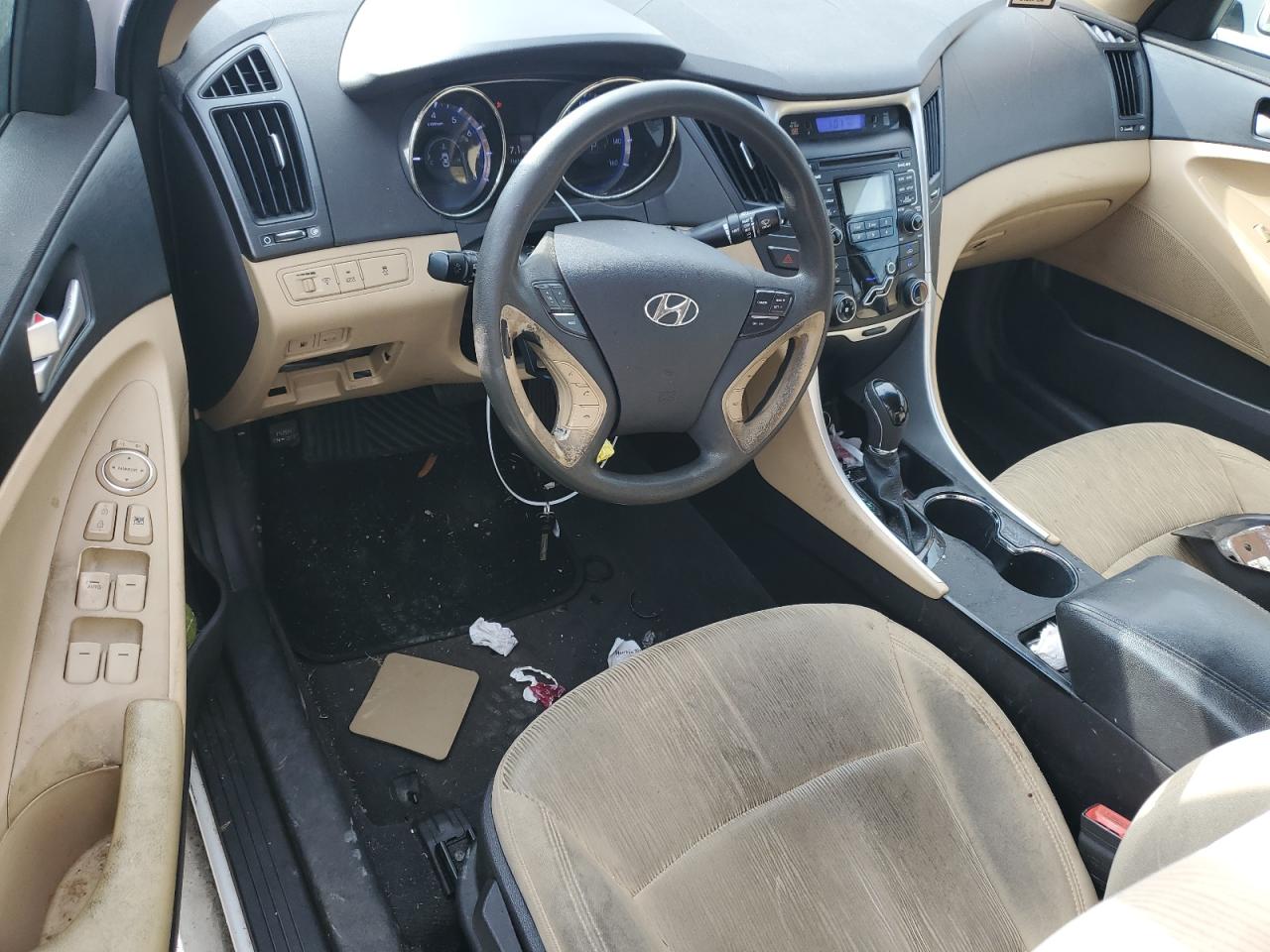2011 Hyundai Sonata - Image 8