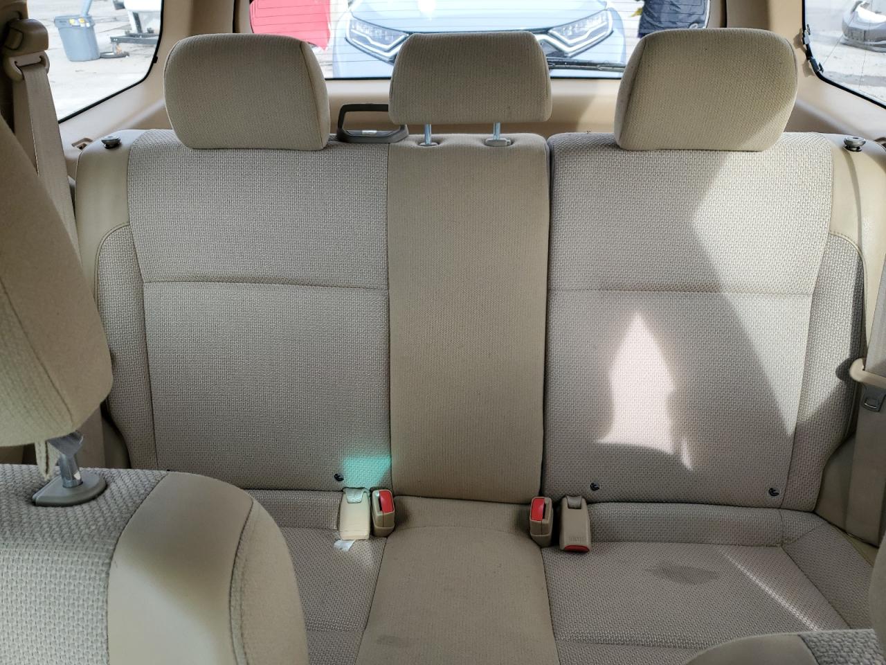 2004 Subaru Forester - Image 10