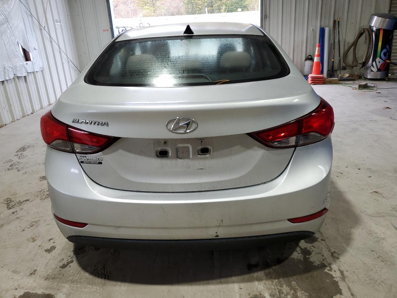 VIN 5NPDH4AE6GH665381 2016 HYUNDAI ELANTRA no.6