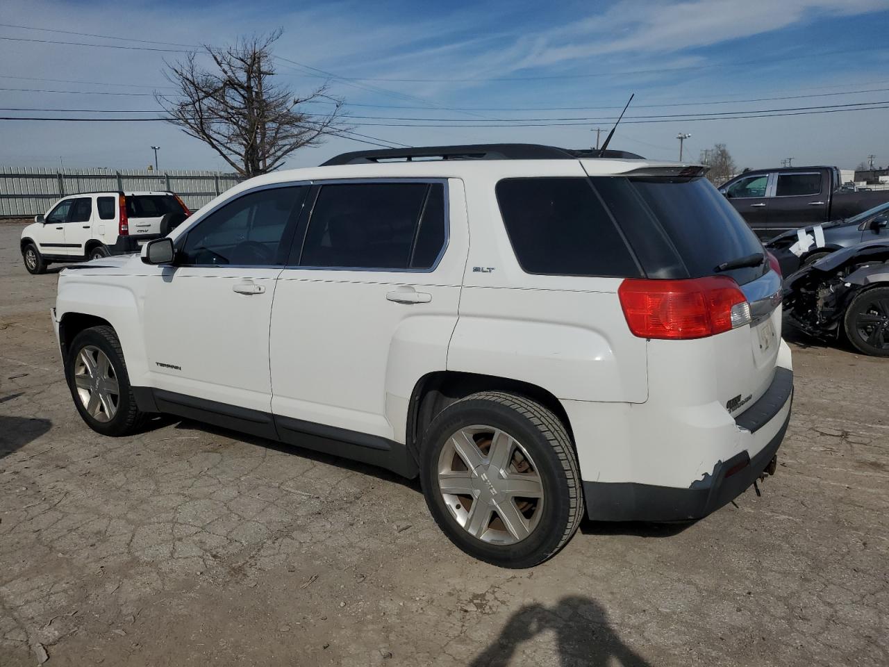 2011 GMC Terrain - Image 2