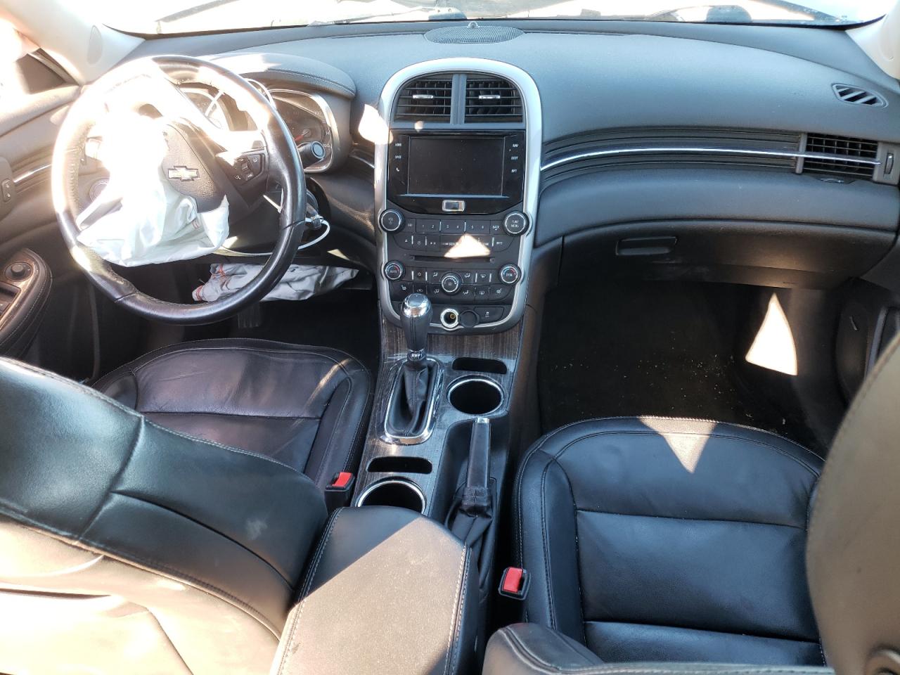 2016 Chevrolet Malibu - Image 8