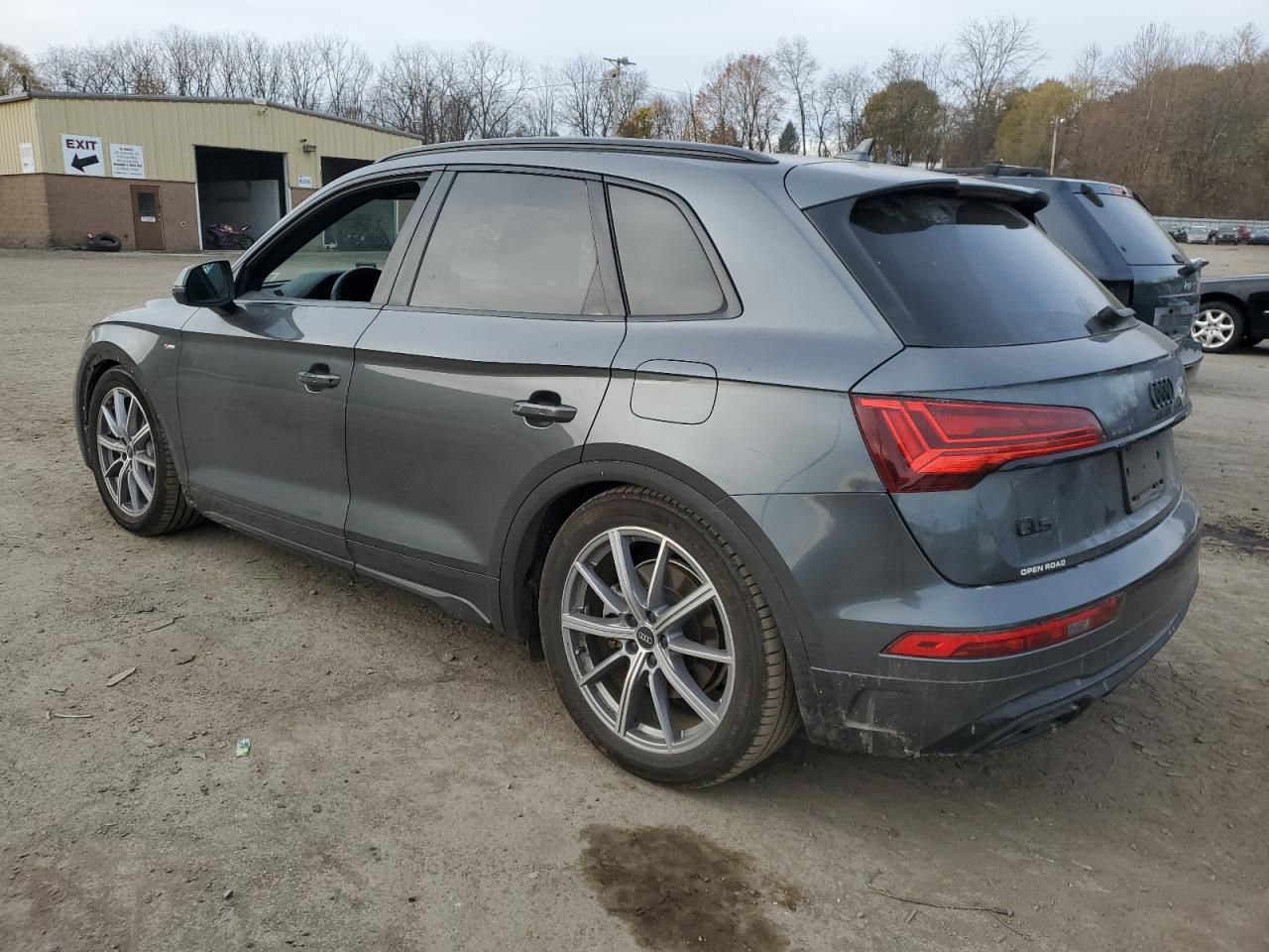 2023 Audi Q5 - Image 2