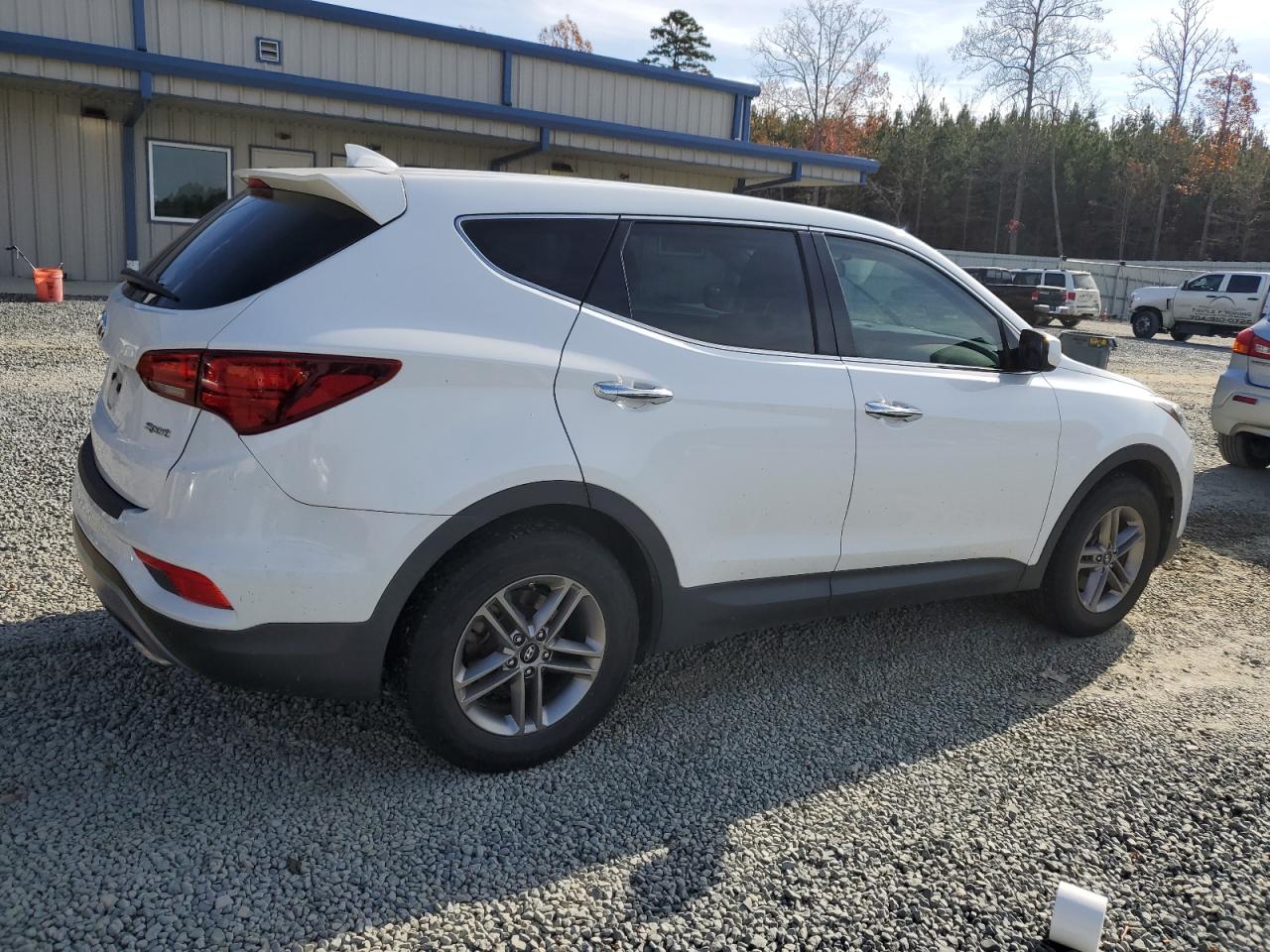 2017 Hyundai Santa Fe - Image 3